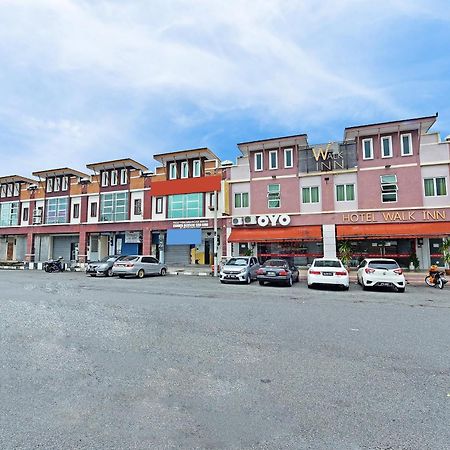 โอโย 582 โฮเต็ล วอล์ค อินน์ Kampong Pasir Puteh  ภายนอก รูปภาพ