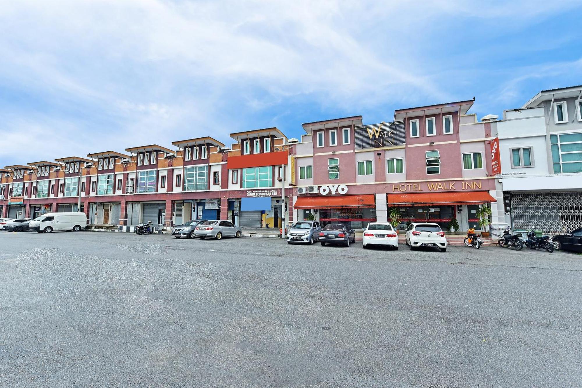 โอโย 582 โฮเต็ล วอล์ค อินน์ Kampong Pasir Puteh  ภายนอก รูปภาพ